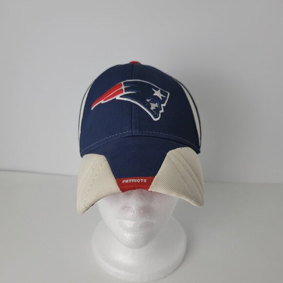 Reebok New England Patriots Authentic Sideline NFL Equipment Hat - Picture 1 of 6